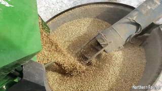 Kwik Kleen Grain Cleaner Cleaning Barley Seed [upl. by Emmeline]