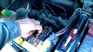 Range Rover P38 Immobilizer Bypass with Hacked ECU [upl. by Shulock]