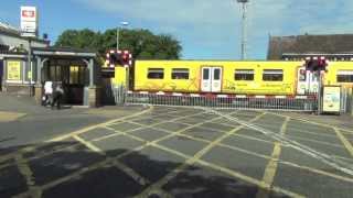 Birkdale Level Crossing [upl. by Geminius]